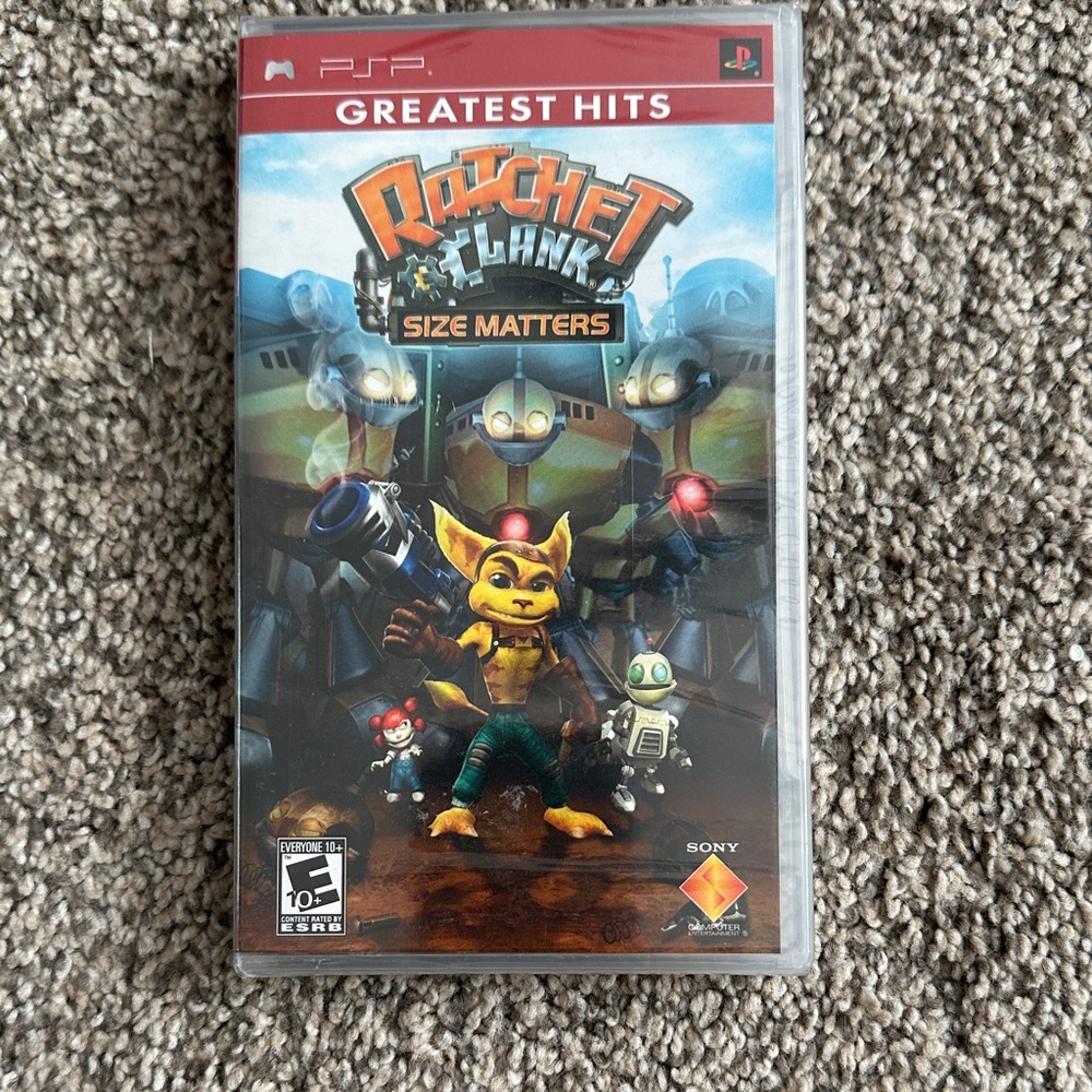 Sony PSP Game - Ratchet & Clank Size Matters - Red and Blue Cover